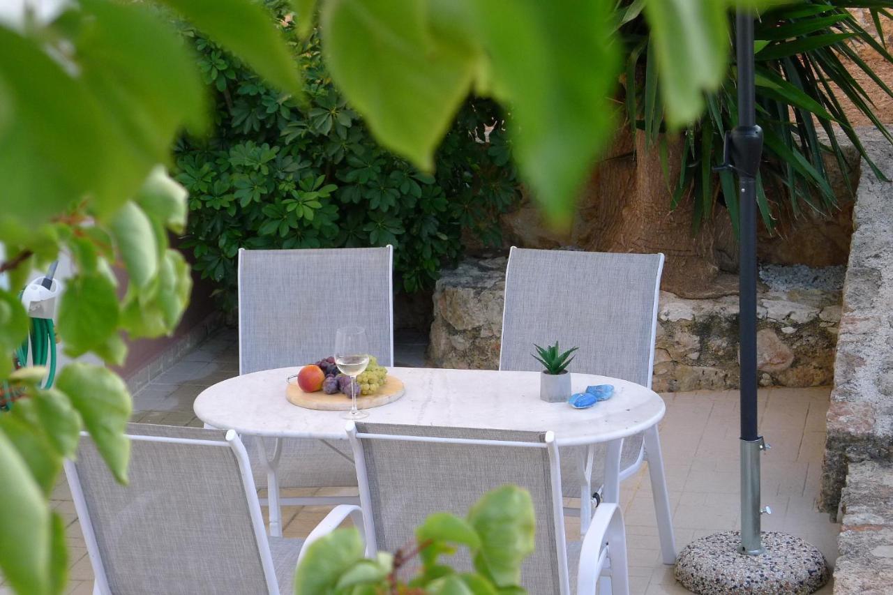Maria & Manos Guest House, Agios Onoufrios Beach Zewnętrze zdjęcie